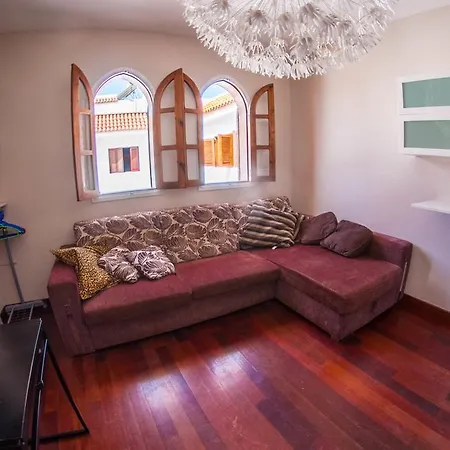 Apartment White House *